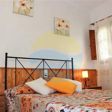Fonsa - Casa Rural En El Delta Del Ebro Con Jardin Y Piscina Privada Deltebre