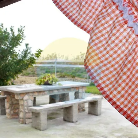 Fonsa - Casa Rural En El Delta Del Ebro Con Jardin Y Piscina Privada Deltebre